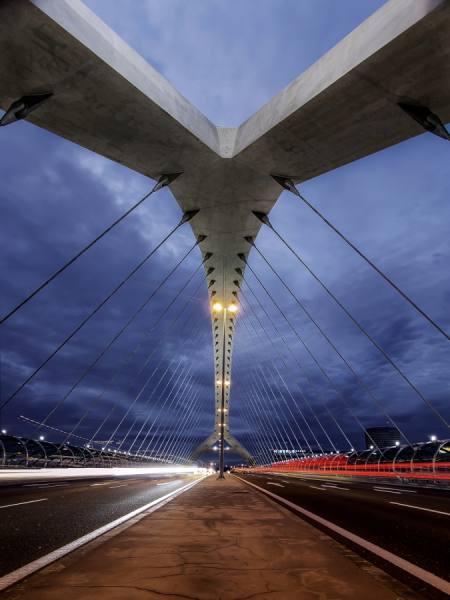 Photograph Tony Goran The 3rd Millenium Bridge on One Eyeland